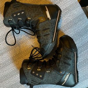 COPY - Burton Snowboard Boots